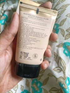 Pilgrim Glow BB Cream Shade- Beige.