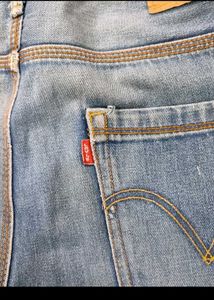 Cs0751 Levis Branded Jeans Size 36
