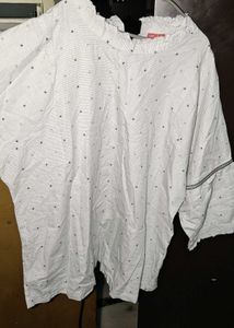 Polka Dotz – Off-White WLS Top with Back Buttons (