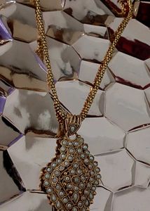 Set Of Three Neckpeice