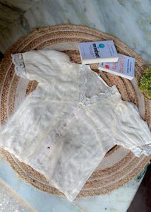 HEY CUTIES🌼🌷CHECK THIS BEAUTIFUL KOREAN TOP
