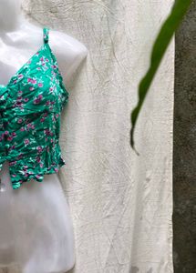 8226. CUTE MINI FLORAL TOP