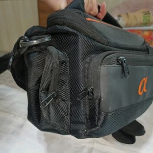 SONY LC-SC5 DSLR/SLR Camera Bag (Black and Orange
