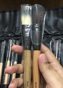 💗Puna Store 24 Piece Makeup Brush Set