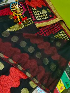 💥 Price Drop💥Black And Red Saree Only