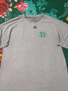 Adidas Tshirt
