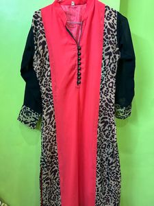 Fancy Kurta With Heavy Border.