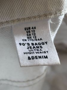 H&amp;M Women White 90s Baggy Ultra High Waist Jeans