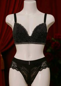 🇳🇿💫💗 Hunkemoller Brand Penty Bra Set