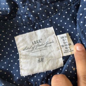 H&amp;M Fitted Polka Dot Shirt