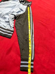 Men’s Track Jacket – Size L