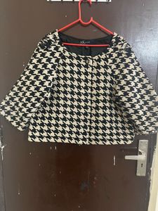 Houndstooth Cropped Jacket