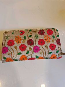 Floral Embroidered Wallet