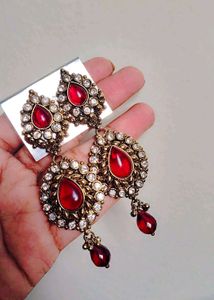 Maroon And White Diamond Earrings