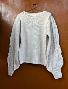 Cozy white Knit Sweater