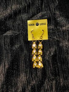 Elegant Gold Drop Earrings