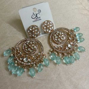 Earings