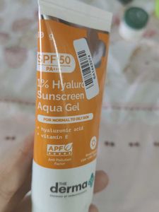 The Derma Co. Sunscreen SPF 50pa++++