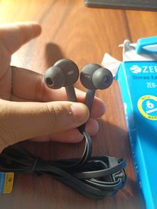 Zebronics Earphone