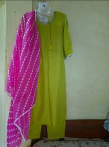 Kurta Set With Dupatta
