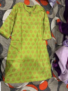 green kurta