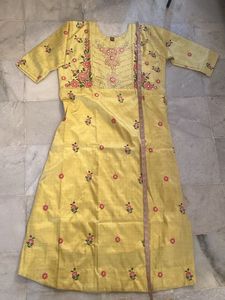 Embroidered Kurta Set