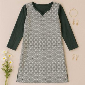 Stylish Black Patterned Kurta
