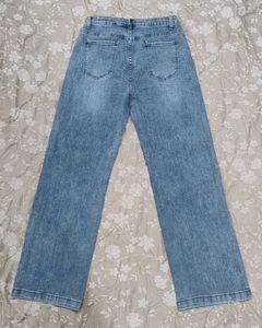 Light Wash Wide Leg Jeans