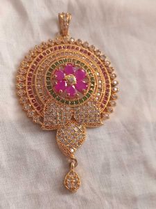 Elegant Gold Tone Traditional Pendant