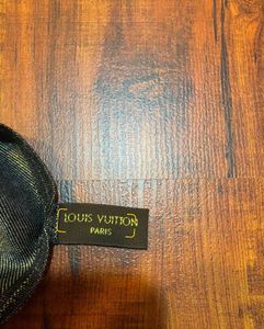 Authentic Louis Vuitton Stole