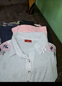 Embroidered 'W' Top