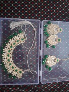 Green Stone Necklace Set