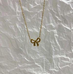 Bow Gold Necklace