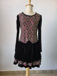 Dress,  Length 34 Inches
