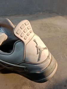 Air Jordan 4 Retro &#34;White Oreo&#34;