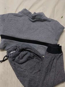 COMBO Jogger And Sweatshirt Winter Wear Sets