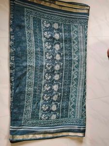 Teal Floral Print Saree✅