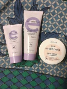 Oriflame Essential Skin Care Set