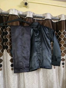 Men&#39;s Black Suit