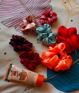 Satin Scrunchie Bundle And Apricot Scrub