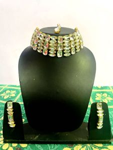 Elegant Crystal Choker Set👌✨💯