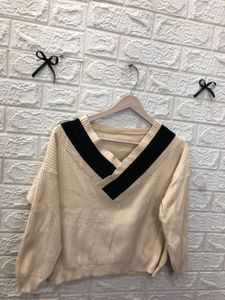 V-Neck Knit Sweater👜🕶️‼️