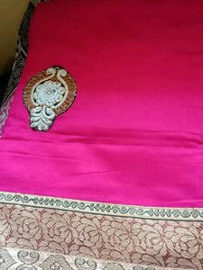 Elegant Pink Saree with Border