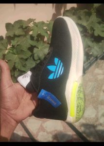 Adidas Shoes 👟 UK 9
