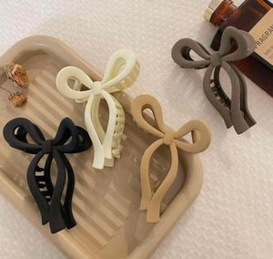 Bow Hair Claw Clip Set
