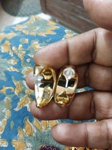 Golden Elegant Earings
