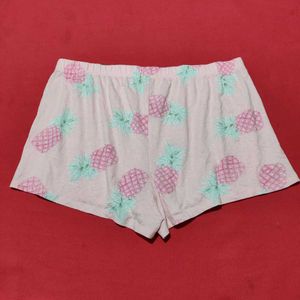 Girls Short Size 38/40