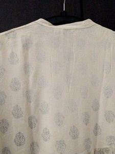 Women Frock Style Kurta In Size XL