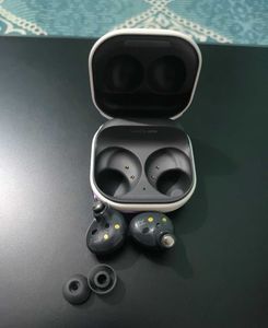 Samsung Galaxy Buds 2 ANC original perfectly worki