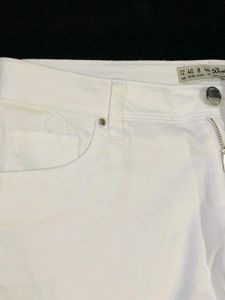 White Skinny Fit Jeans👖